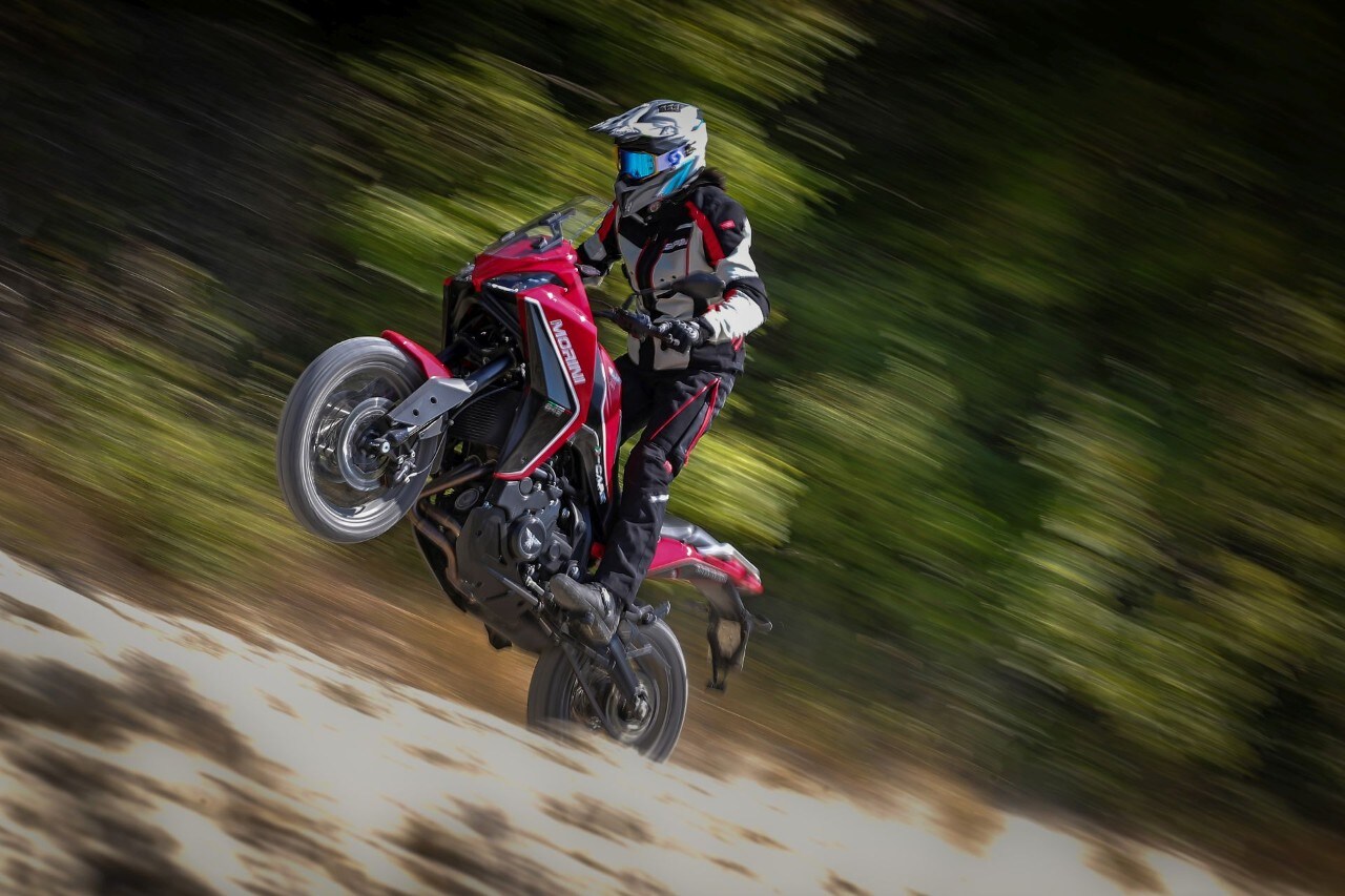 Moto Morini X-Cape: punto di FUGA